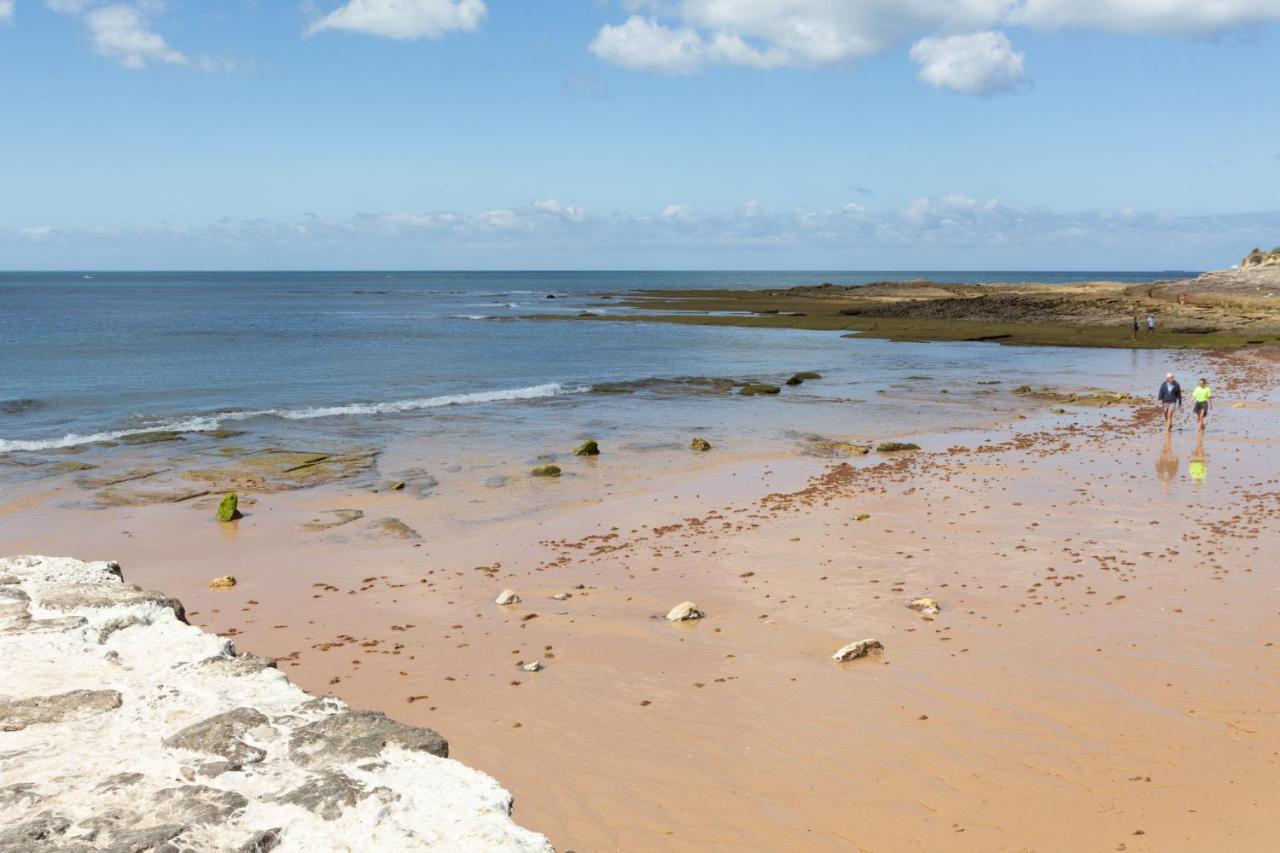 Beachome4U Carcavelos  Eksteriør bilde